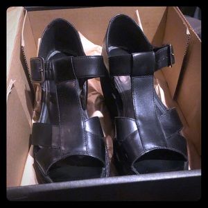 Doc martens size 8 black adaya platform sandles